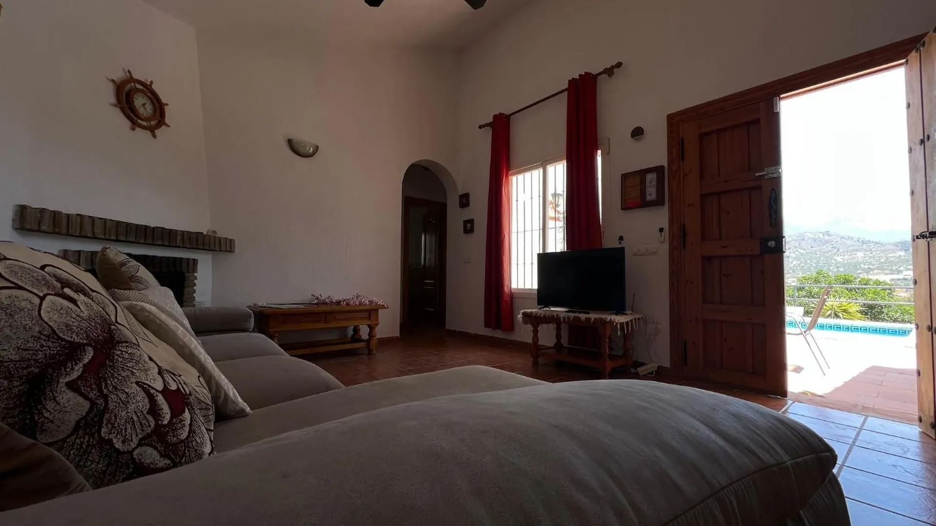 Cd-1383 Three Bedroom Villa With Pool location
