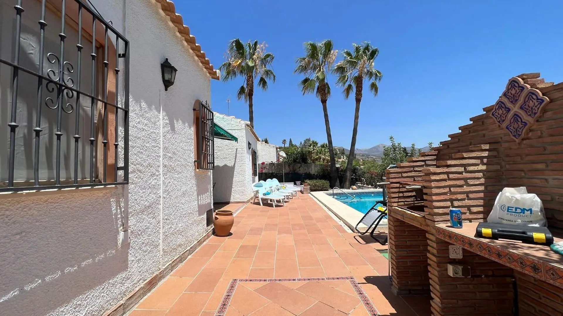 Cd-1383 Three Bedroom Villa With Pool Vinuela
