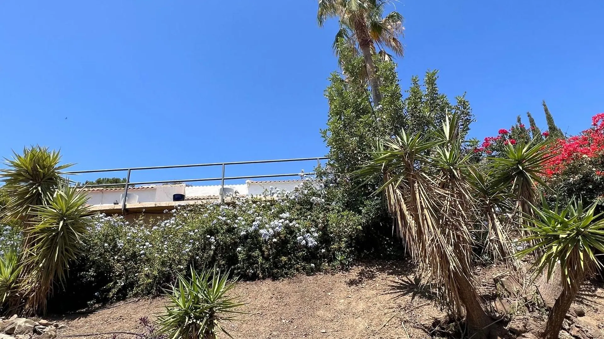 Cd-1383 Three Bedroom Villa With Pool Vinuela