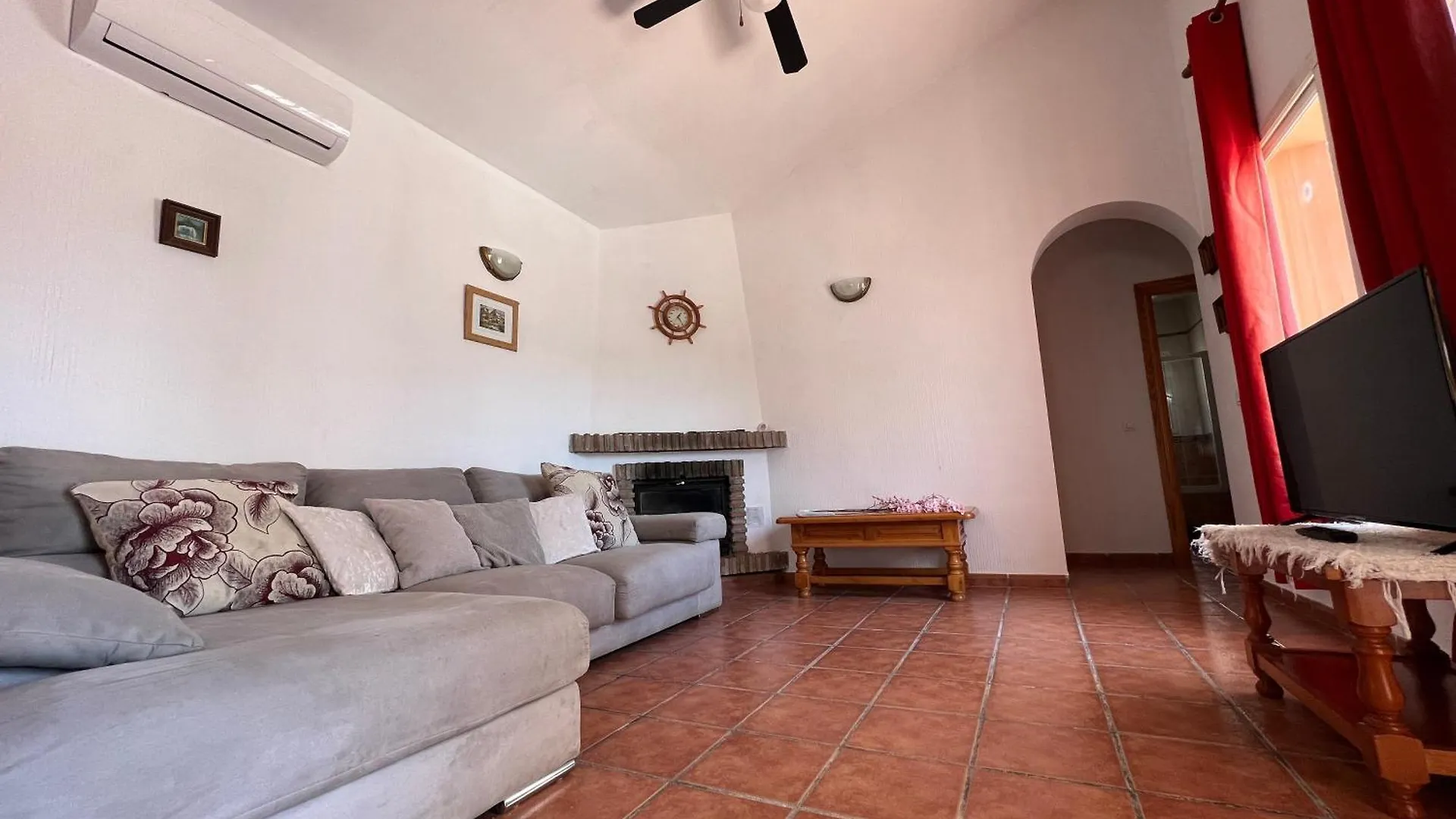 Cd-1383 Three Bedroom Villa With Pool Vinuela 0*,  Spain